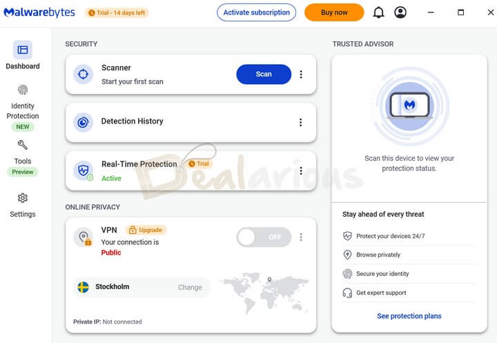 Malwarebytes Premium Security dashboard showing scanner, detection history, real-time protection, VPN upgrade option, and Trusted Advisor panel.